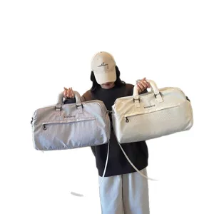 Grosse Reiseduffeltasche mit Schuhfach, vielseitige Sporttasche fuer Fitness und Damen