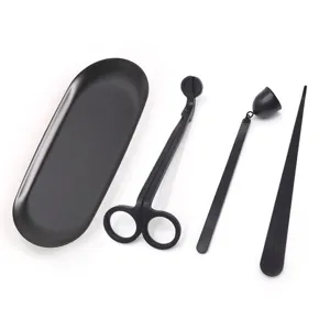 Kit de cuidado de velas en acero negro mate con cortador de mecha, apagador y bandeja