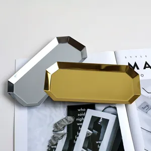 Elegante achteckige Edelstahltabletts in Gold und Silber für die Schmuckaufbewahrung