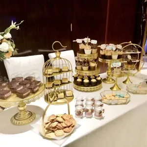 Elegant European style golden iron dessert stands and cake trays for wedding decorations