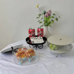 Moderne runde Acryl-Aufbewahrungsboxen als Dessertständer und Obstteller für den Tisch