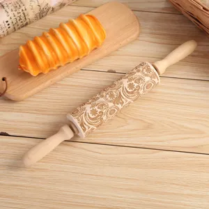 Ξύλινος πλάστης με ανάγλυφα φλοράλ σχέδια για διακοσμητική ζαχαροπλαστική