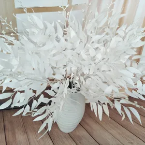 Elegantes weißes künstliches Weidenblatt-Bouquet ideal für Hochzeiten oder Heimdekoration.