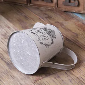 Bellissimo vaso per fiori a secchiello in metallo vintage per decorazione della casa