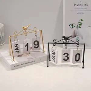 Creative bird-themed metal perpetual calendar desktop ornament for modern home office decor