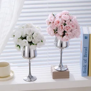 Ramo de Flores de Té de Rosa Artificial Con Jarrón de Cerámica Arreglo de Flores de Seda Sintética Para Decoración de Mesa de Hotel En Casa Centro de Mesa de Boda Adorno Floral