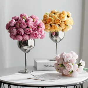 Künstliche Pfingstrosen Rose Seidenblumen Gesteck Mit Silbernem Metall Kelch Vase Für Heim Hochzeit Tisch Deko
