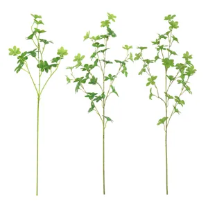 Kunstmatige Japanse Enkianthus groene tak met zeslobbige bladeren voor het huis