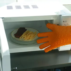 Guanto da forno in silicone spesso e resistente al calore per microonde e barbecue.