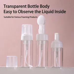 Ensemble de flacons à pompe moussants rechargeables pour savon liquide ou nettoyant.