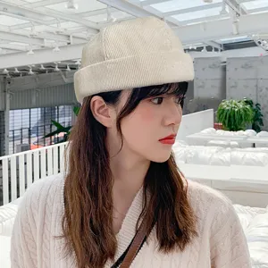Bonnet docker en velours côtelé beige pour femme, bonnet rétro d'automne hiver chaud