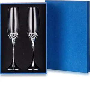 Elegantes Kristall-Champagnerglas-Set mit Herz-Design in einer blauen Premium-Box.
