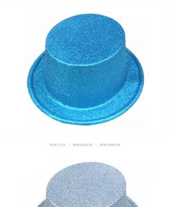 Cilindri glitterati blu e argento per spettacoli di magia e costumi di Halloween.