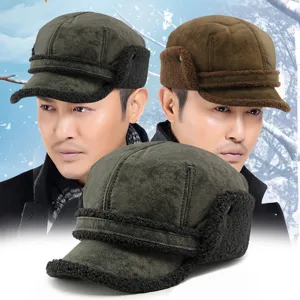 Warme Wintermütze für Herren mit Ohrenschützern, flaches Design und Fleece-Futter für außen.