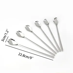 Vista detallada de cucharas de café en acero inoxidable 304 con mango largo de 22,8 cm