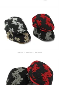 Detail showing the textured jacquard pattern of the retro cotton beret hats.