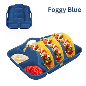 Robuste Silikon-Taco-Halterung in Nebelblau mit Fächern für drei Tacos und Saucen