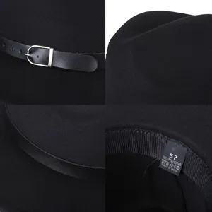 Cappello fedora nero a tesa larga con fibbia e etichetta interna dei materiali