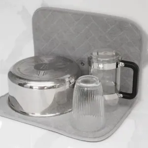 Alfombrilla de secado de platos gris plegable y absorbente para almacenamiento de la cocina