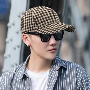 Stylish houndstooth pattern baseball cap with hard top for casual sun protection