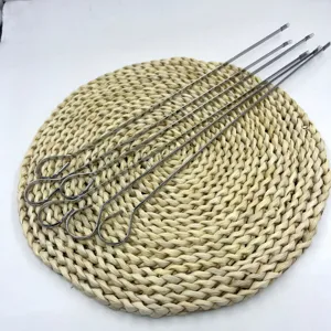 Brochettes de barbecue en acier inoxydable, 34cm brochettes plates avec poignée anneau pour barbecue.