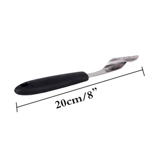 Detail view of 20cm stainless steel pepper corer with ergonomic black handle for BBQ