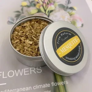 Virutas de madera de mezquite natural en lata plateada para cócteles y barbacoa