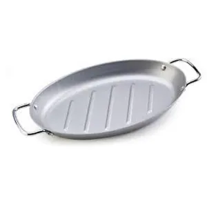 Professional silver oval non-stick grill pan with dual handles for BBQ fish and vegetables