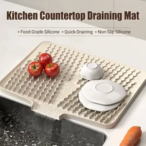 Escurridor de silicona beige para cocina con pico de drenaje y superficie antideslizante