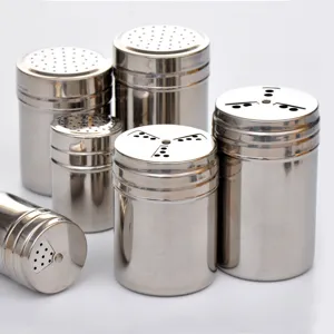 Detailansicht vielseitiger Edelstahl-Gewürzstreuer mit verstellbaren Deckel-Loch-Designs