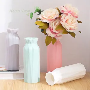 Vaso in Plastica Geometrico Stile Nordico Moderno Minimalista Contenitore per Fiori da Scrivania Vasi Infrangibili per Soggiorno
