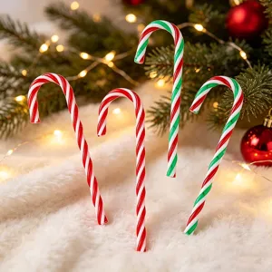 Festliche rot-weiß gestreifte Kunststoff-Zuckerstangen für die Weihnachtsbaumdekoration