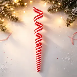 Elegante rood-witte spiraalvormige kerst-ijspegels voor feestelijke boomdecoratie