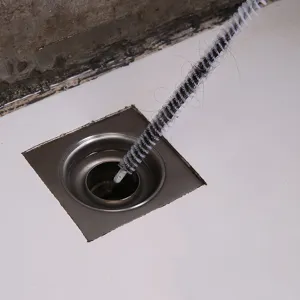 Brosse de nettoyage flexible pour les drains de salle de bain et d'évier de la cuisine
