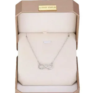 Collar colgante infinito de plata con cristales en caja de regalo premium