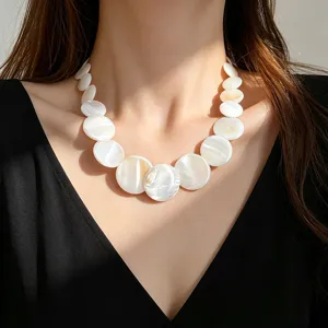Collana Estiva Bohemien con Dischi di Conchiglia Naturale Sfumata Catenina a Girocollo per Donna Gioielli da Spiaggia Regalo