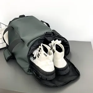 Grand sac de sport de voyage fitness avec compartiment à chaussures pour le yoga.
