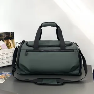 Sac de sport vert foncé, grand sac de voyage fitness avec bandoulière pour voyage.