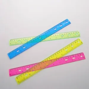 Juego de 4 reglas de plástico transparentes de 30 cm con diseños de círculos