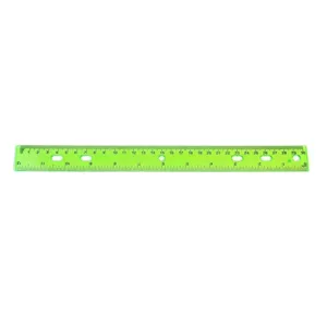 Règle de 30 cm en plastique translucide vert avec formes géométriques pour le dessin