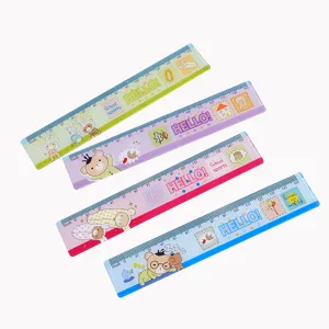 Lot de quatre règles en plastique transparent de 15 cm avec ours de dessin animé mignons