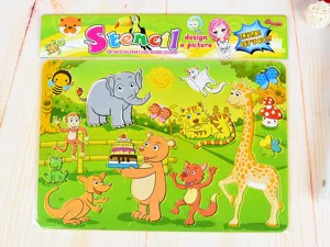 Detailansicht der Tier-Zeichenschablone für Kinder mit Giraffen- und Elefantenmotiven
