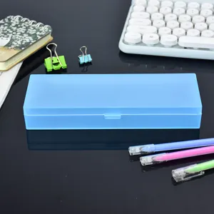 Estuche de plástico azul claro mate para estudiantes y manualidades