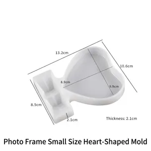 Schéma de dimensions détaillé montrant les tailles du moule silicone pour cadre photo