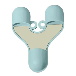 Détail du clip anti-dérapant en silicone pour bols chauds, couleur bleu menthe.