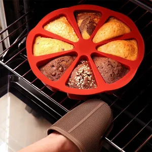 Professional 8-compartment red silicone cake baking mold for pizza and scones in oven