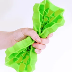 Stampo per cubetti di ghiaccio a nido d'ape in silicone flessibile a 37 scomparti