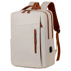 Minimalistische beige zakelijke laptoprugzak met USB-oplaadpoort en bruine accenten