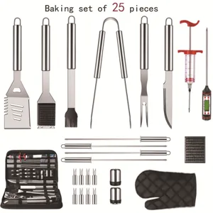 Umfassende Detailansicht eines 25-teiligen Grillbesteck-Sets aus Edelstahl mit Tasche