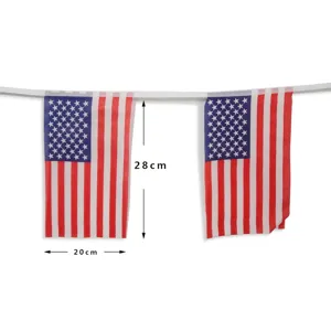 Vue détaillée des dimensions de guirlandes de drapeaux américains pour la décoration du 4 juillet